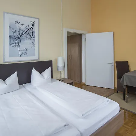 Apartment Hotel Konstanz 3*