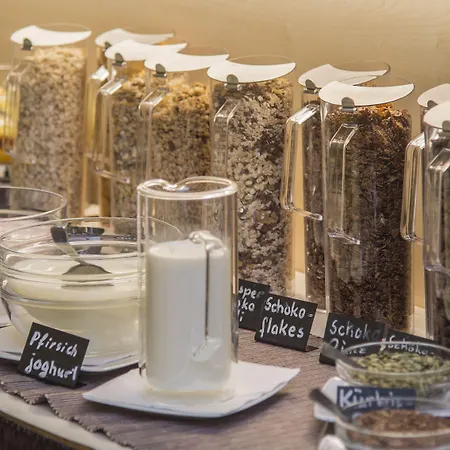 Apartment Hotel Konstanz Hotell 3*