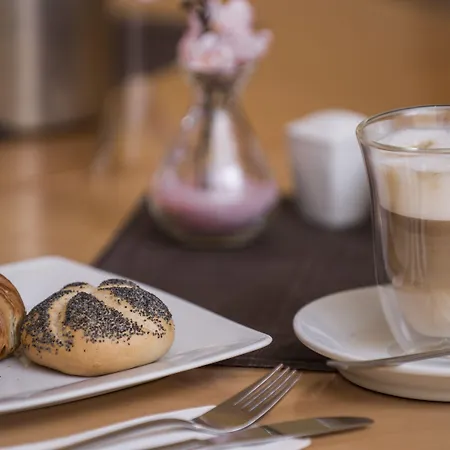 Apartment Hotel Konstanz 3* Konstancja