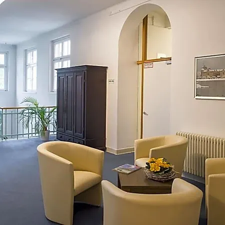 Apartment Hotel Konstanz 3* קונסטנץ
