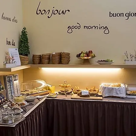 Apartment Hotel Konstanz מלון 3*