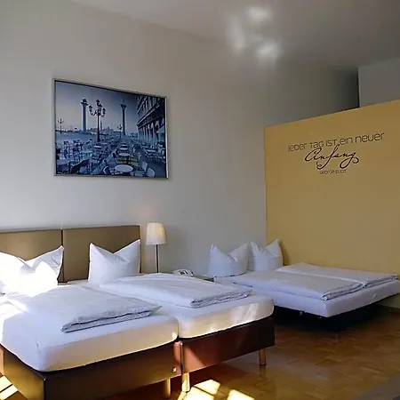 Apartment Hotel Konstanz מלון קונסטנץ