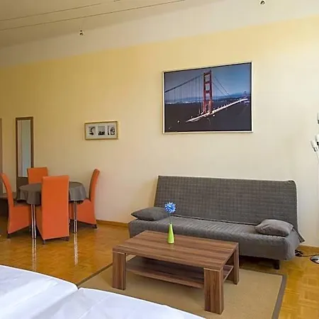 Apartment Hotel Konstanz קונסטנץ