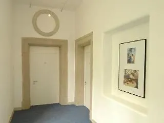 Apartment Hotel Konstanz מלון קונסטנץ
