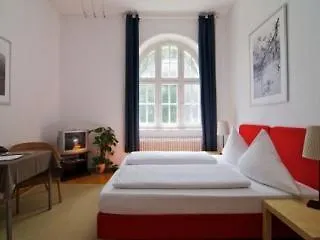 Apartment Hotel Konstanz מלון