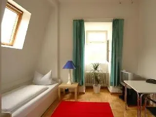 מלון Apartment Hotel Konstanz קונסטנץ