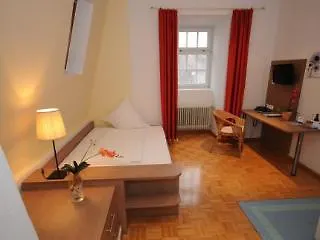 Apartment Hotel Konstanz 3*