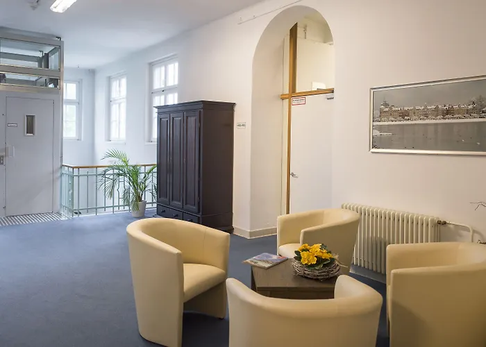 アパートメント ホテル コンスタンツ コンスタンツ