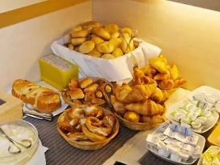 ホテル アパートメント ホテル コンスタンツ